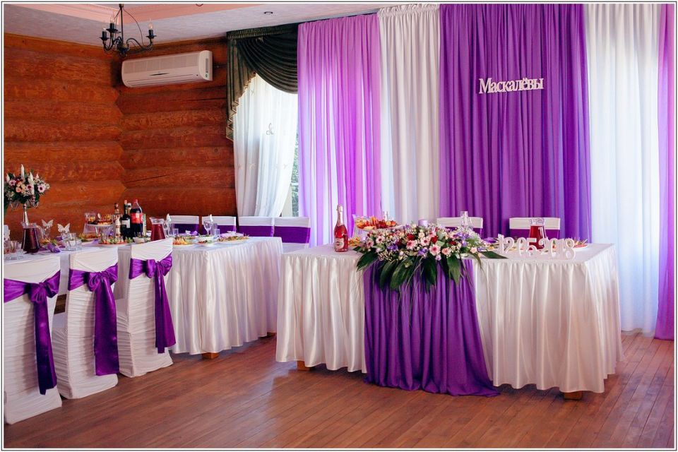 Банты на стулья Фиолетовый / Violet / Purple<br>Чехлы белые стрейч в складочку - 2,00 евро/шт.<br>1 шт. - 0,50 € <br>